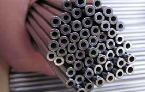 4,25 X 0,40 PASLANMAZ ÇELİK İNCE BORU